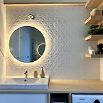P194 Stylish Cosy Lejlighed *