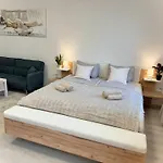 P194 Stylish Cosy * Budapest